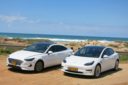 טסלה מודל 3 מול יונדאי סונטה טסלה מודל 3 מול יונדאי סונטה